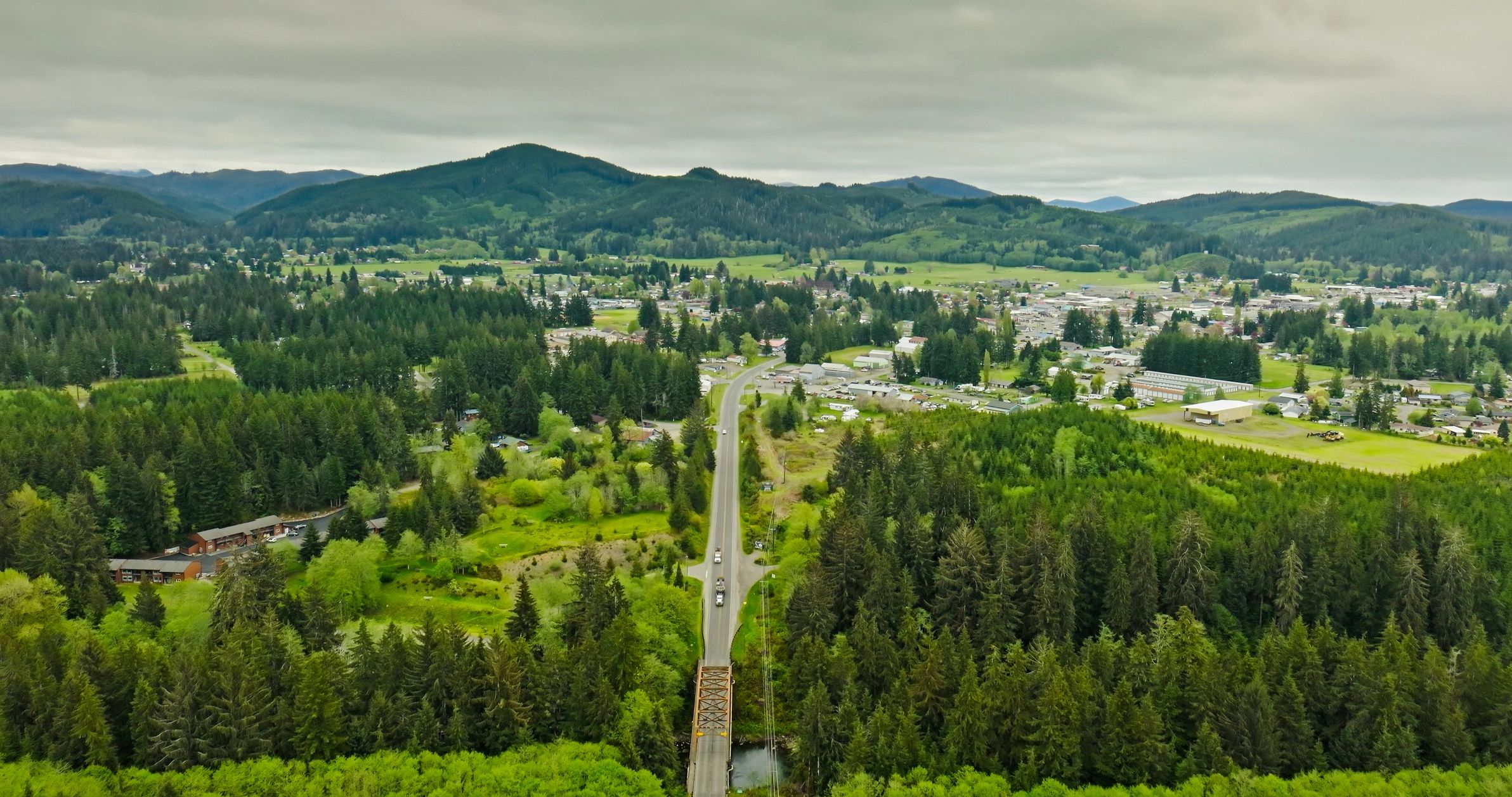 Aerial view of a Washington town, representing local service coverage